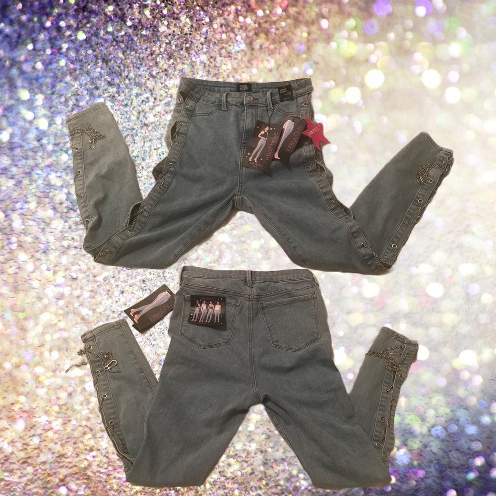 High Rise Jeans.